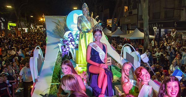 Vía Blanca de las Reinas de la Fiesta de la Vendimia, Mendoza, Argentina